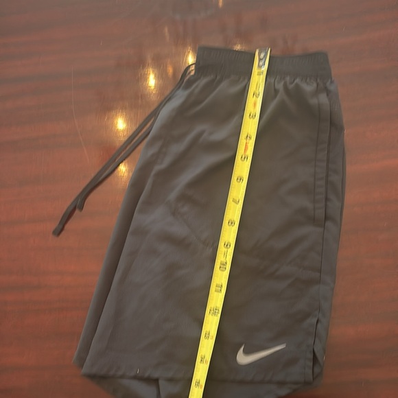 Nike Stride black shorts size Small - Picture 6 of 6